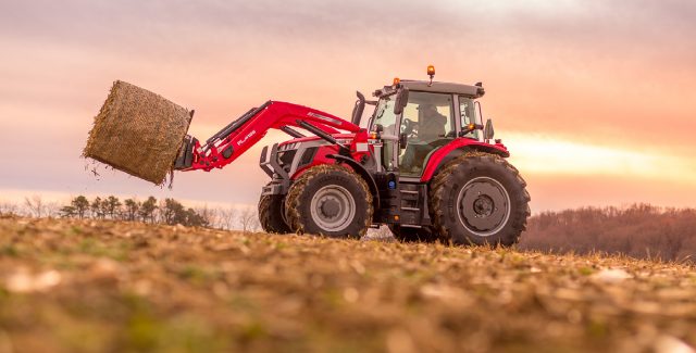 MF 6S tractor
