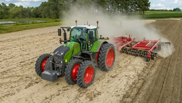 Fendt 700 Gen 7 tractor