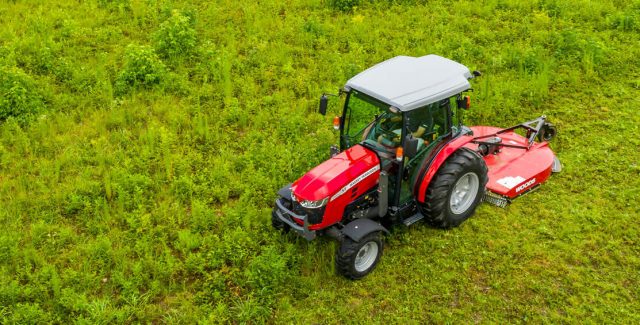 MF2800 cab mower